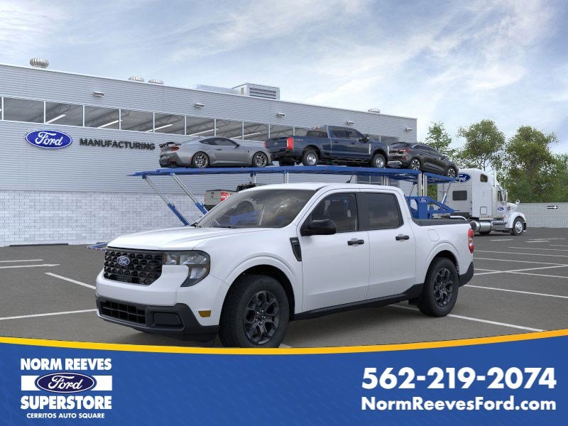 2025 Ford Maverick 4D Crew Cab