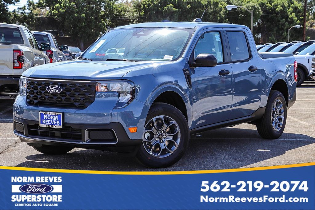 2026 Ford Maverick 4D Crew Cab