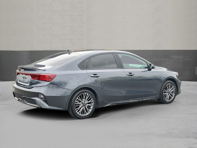 2023 Kia Forte GT-Line AT's photo