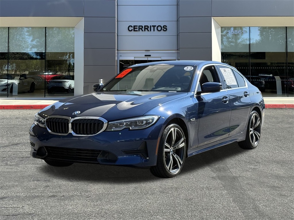 2022 BMW 3 Series 4D Sedan