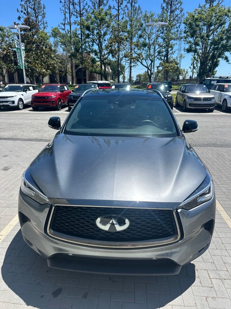 Slide 2 of 7
