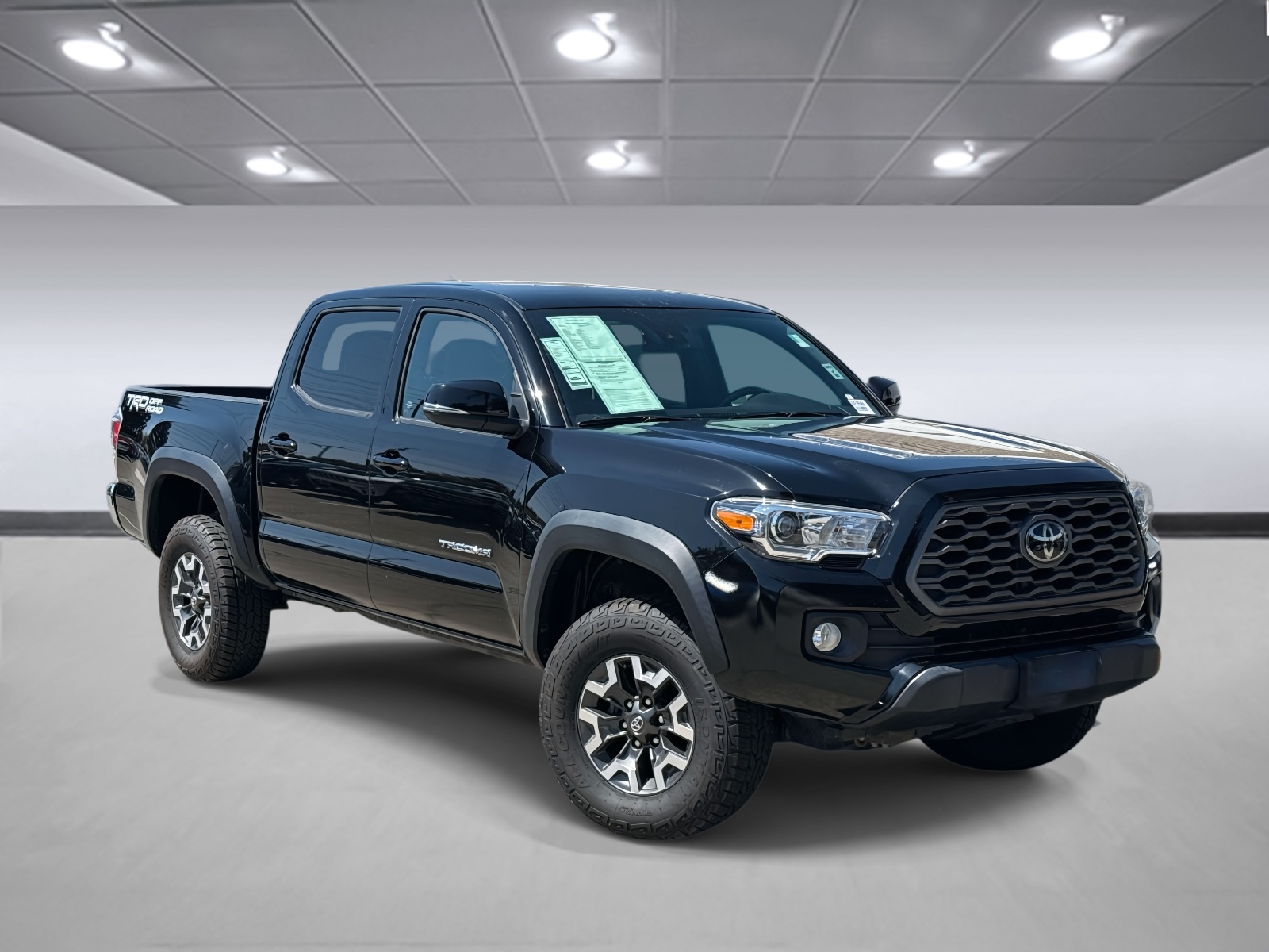 2023 Toyota Tacoma 2WD TRD Off Road Double Cab 5' Bed V6 AT (Natl)