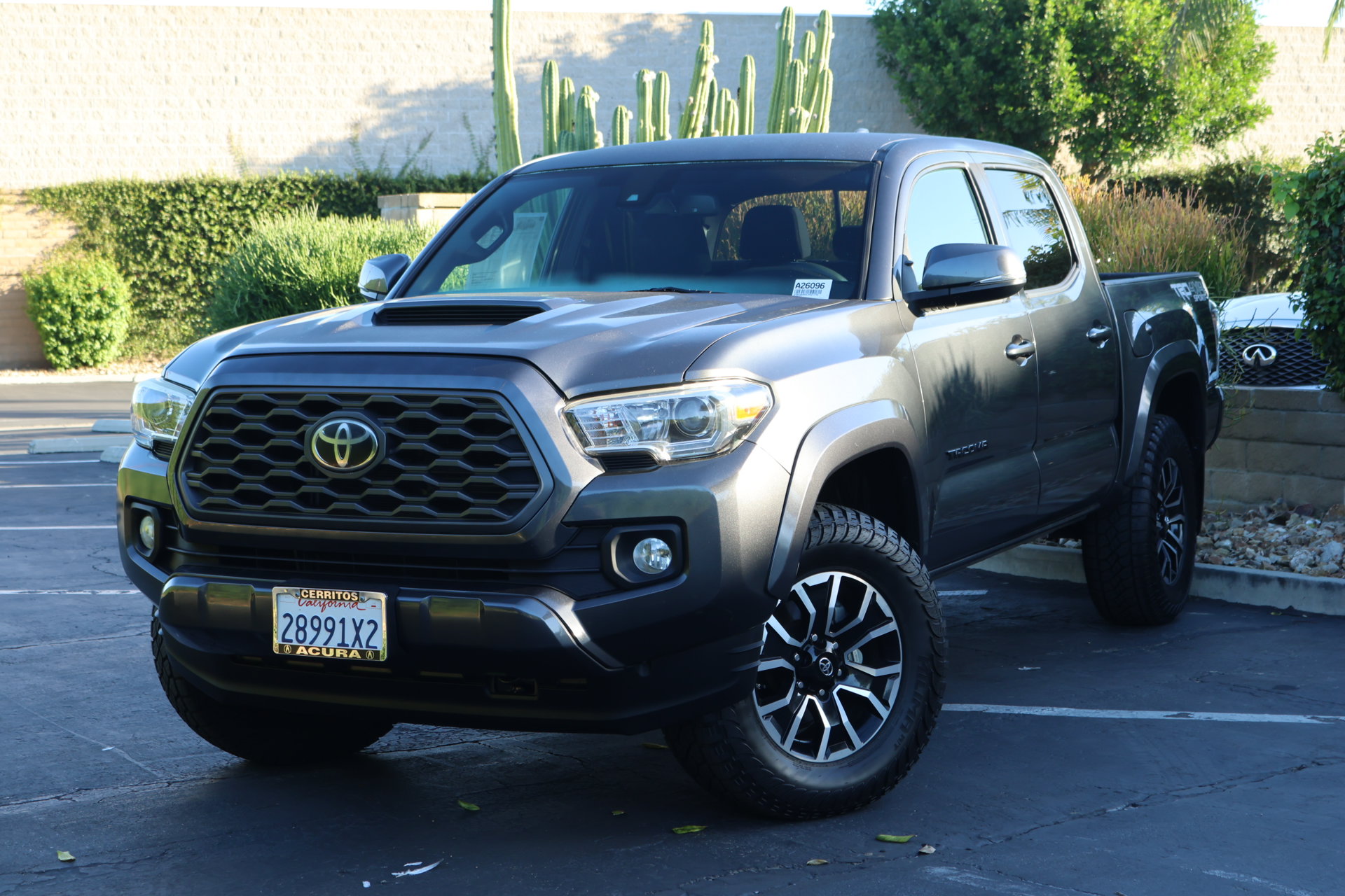 2020 Toyota Tacoma 4D Double Cab