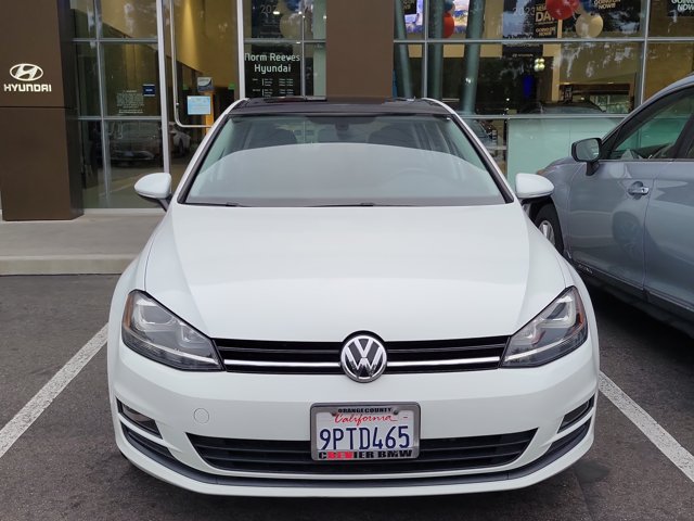 2016 Volkswagen Golf TSI SE 4-door Auto's photo