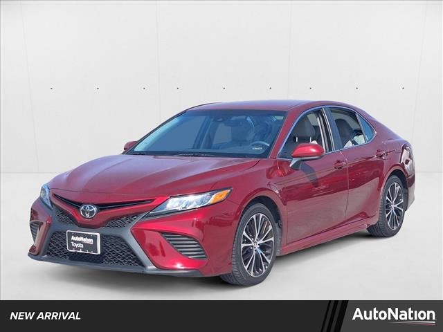 2018 Toyota Camry 4-door Mid-Size Passenger Car