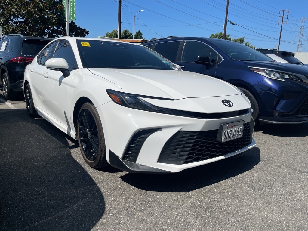2025 Toyota Camry 4D Sedan