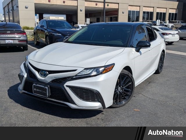 2023 Toyota Camry 4-door Mid-Size Passenger Car