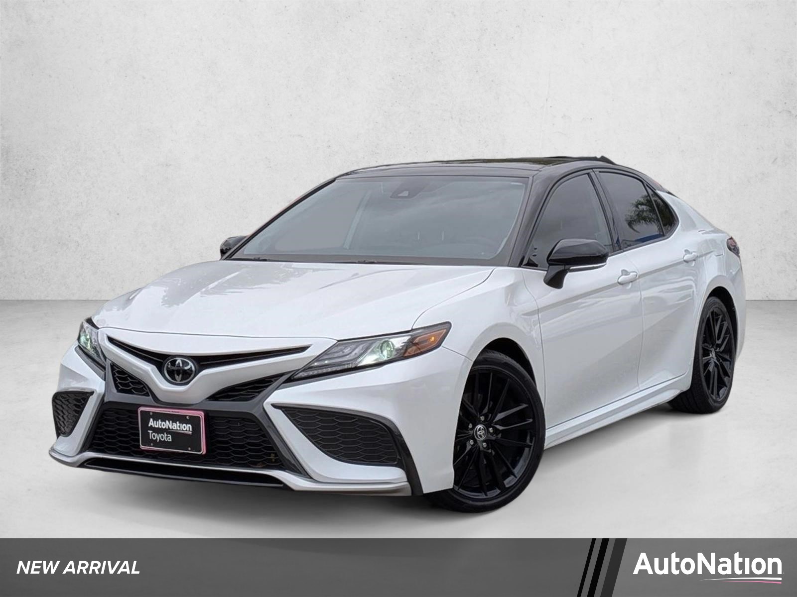 2023 Toyota Camry 4-door Mid-Size Passenger Car