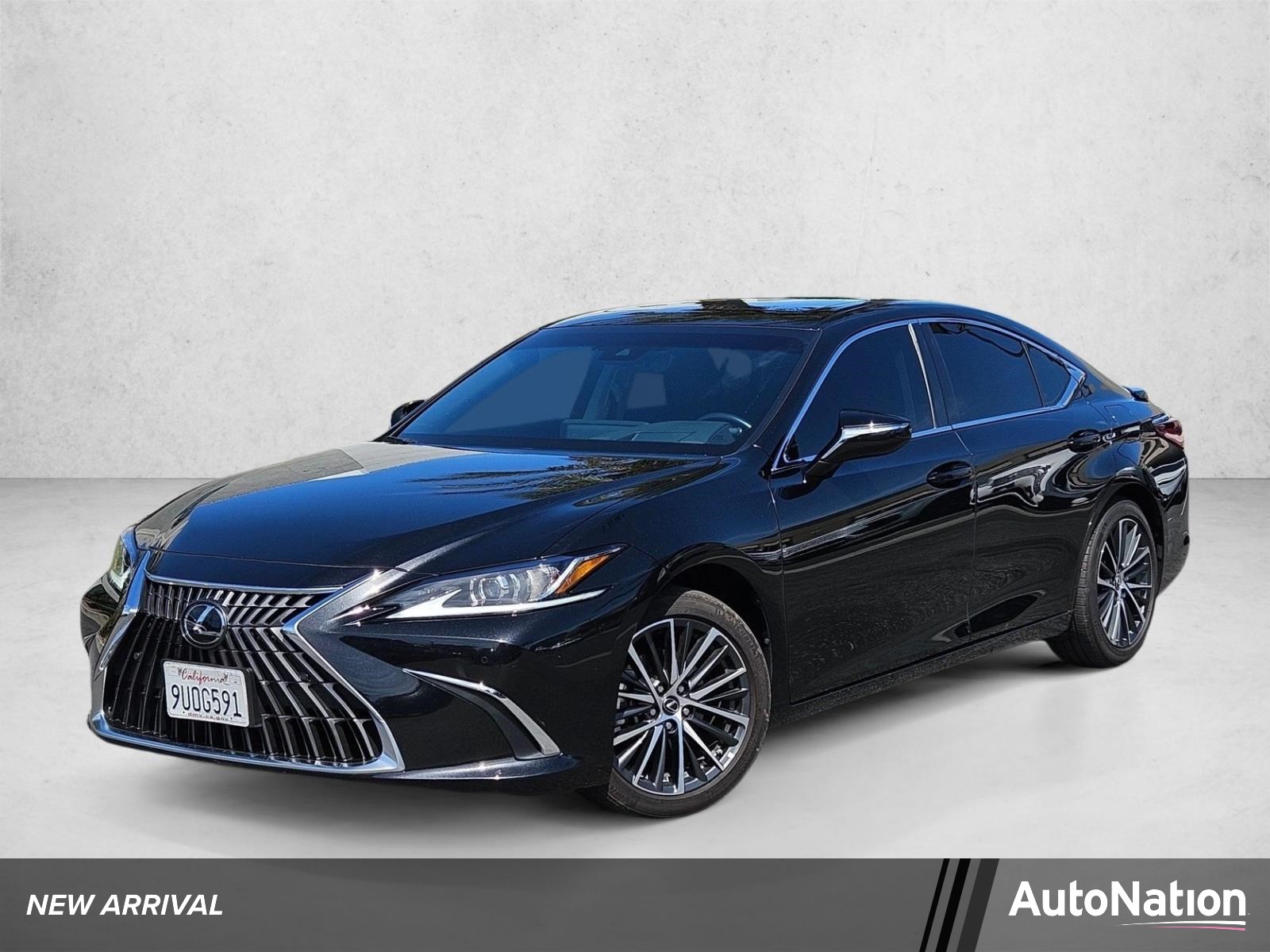 2025 Lexus ES 4-door Mid-Size Passenger Car