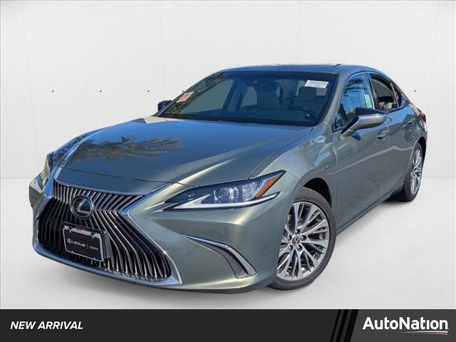 2020 Lexus ES