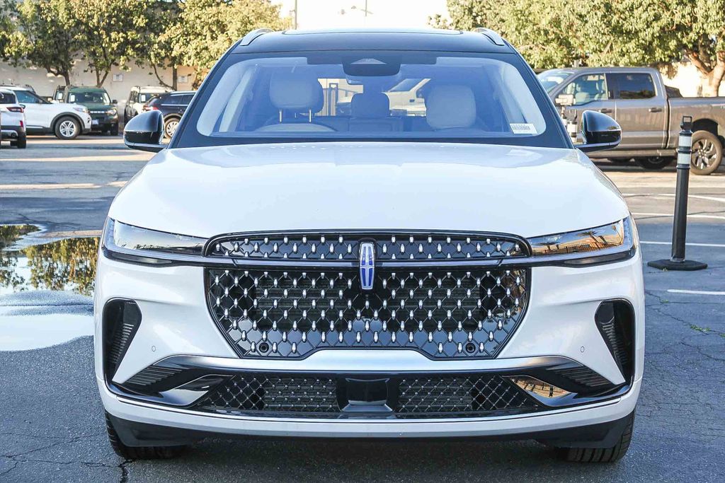 2026 Lincoln Nautilus Reserve AWD's photo