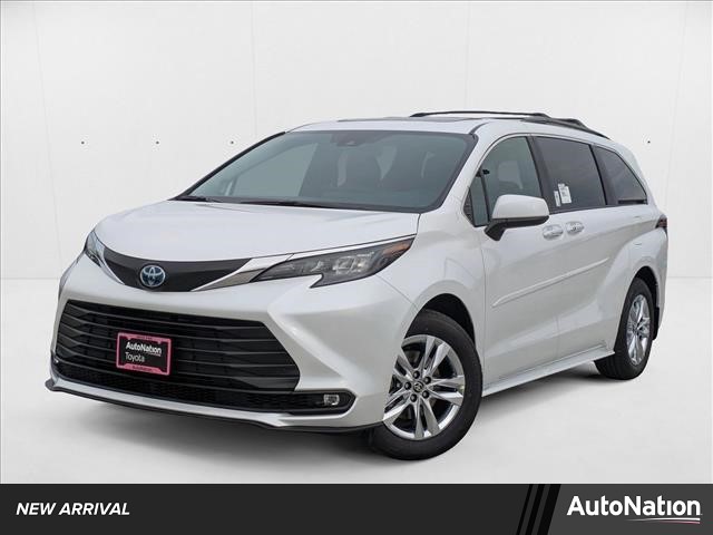 2025 Toyota Sienna 2WD Minivans