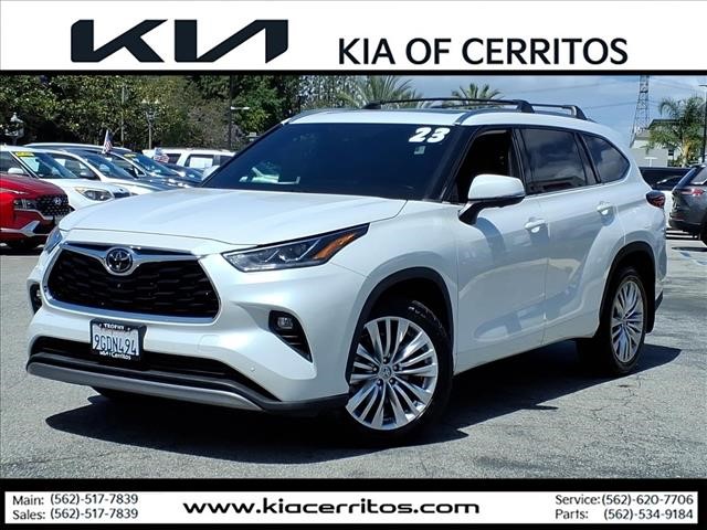 2023 Toyota Highlander Platinum