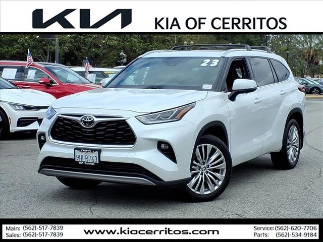 2023 Toyota Highlander Platinum