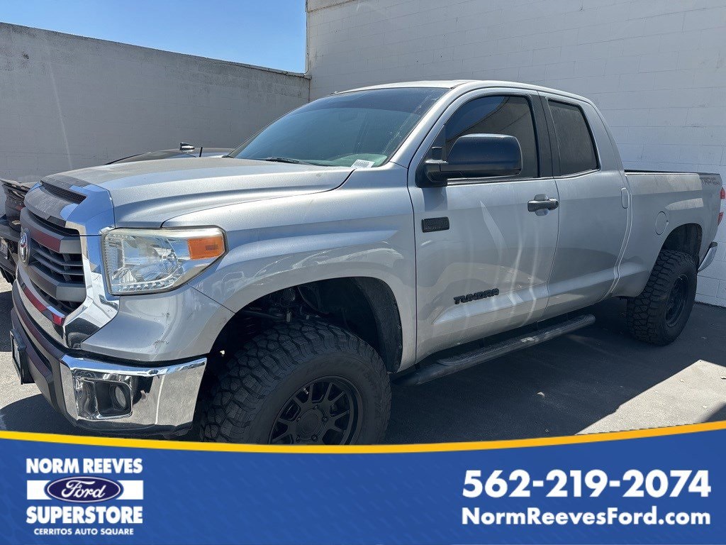 2015 Toyota Tundra 4D Double Cab