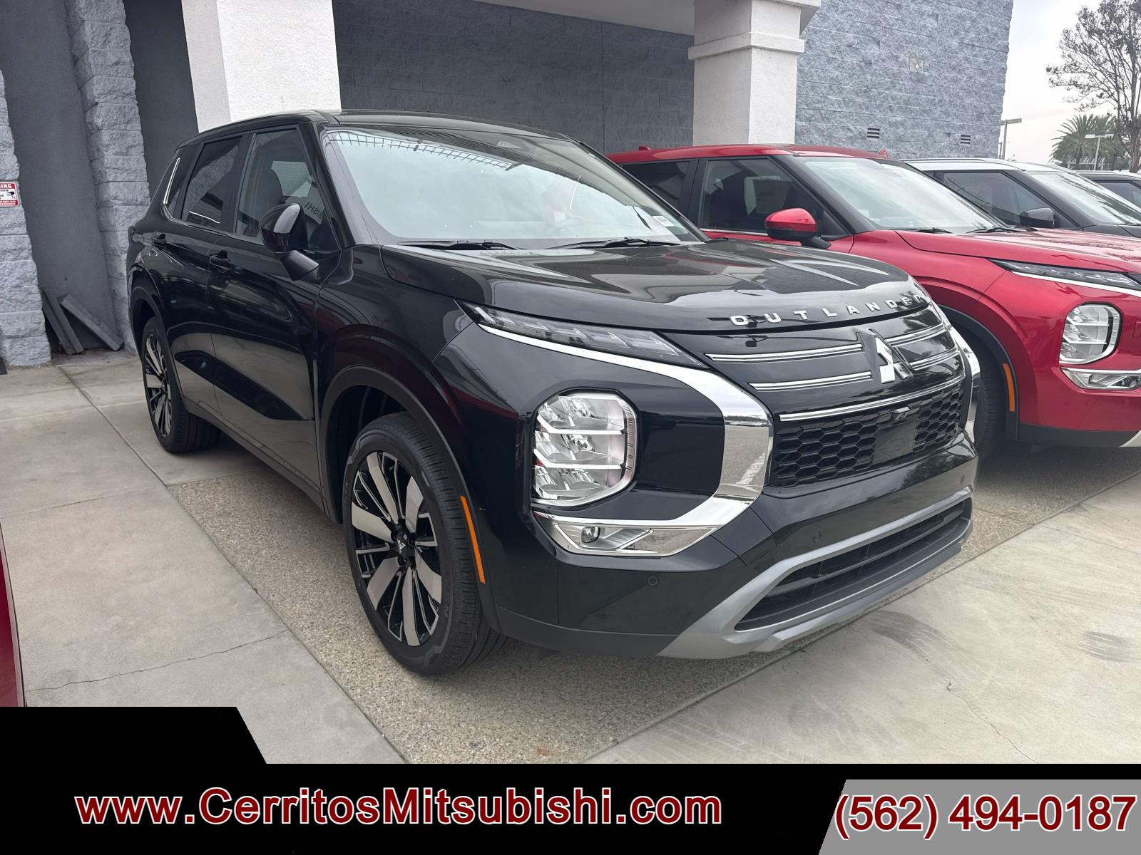 2025 Mitsubishi Outlander SE FWD
