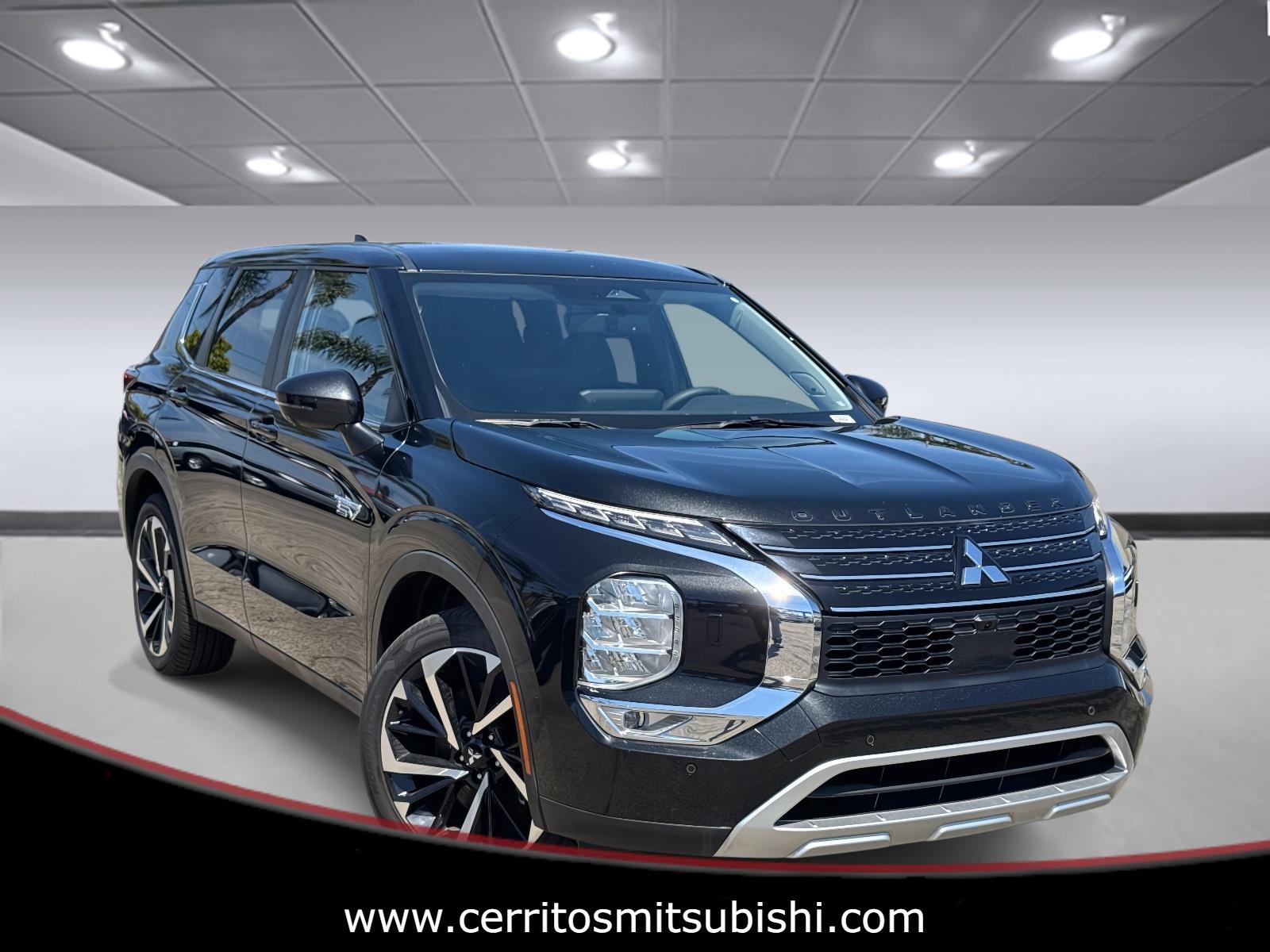 2023 Mitsubishi Outlander PHEV SE S-AWC