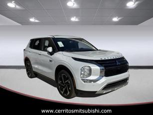 2025 Mitsubishi Outlander Plug-In Hybrid
