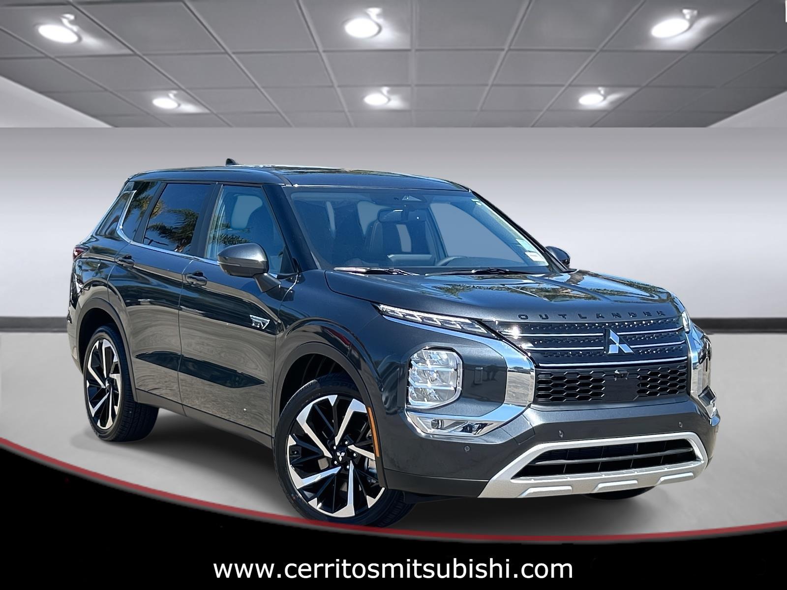 2025 Mitsubishi Outlander Plug-In Hybrid SE