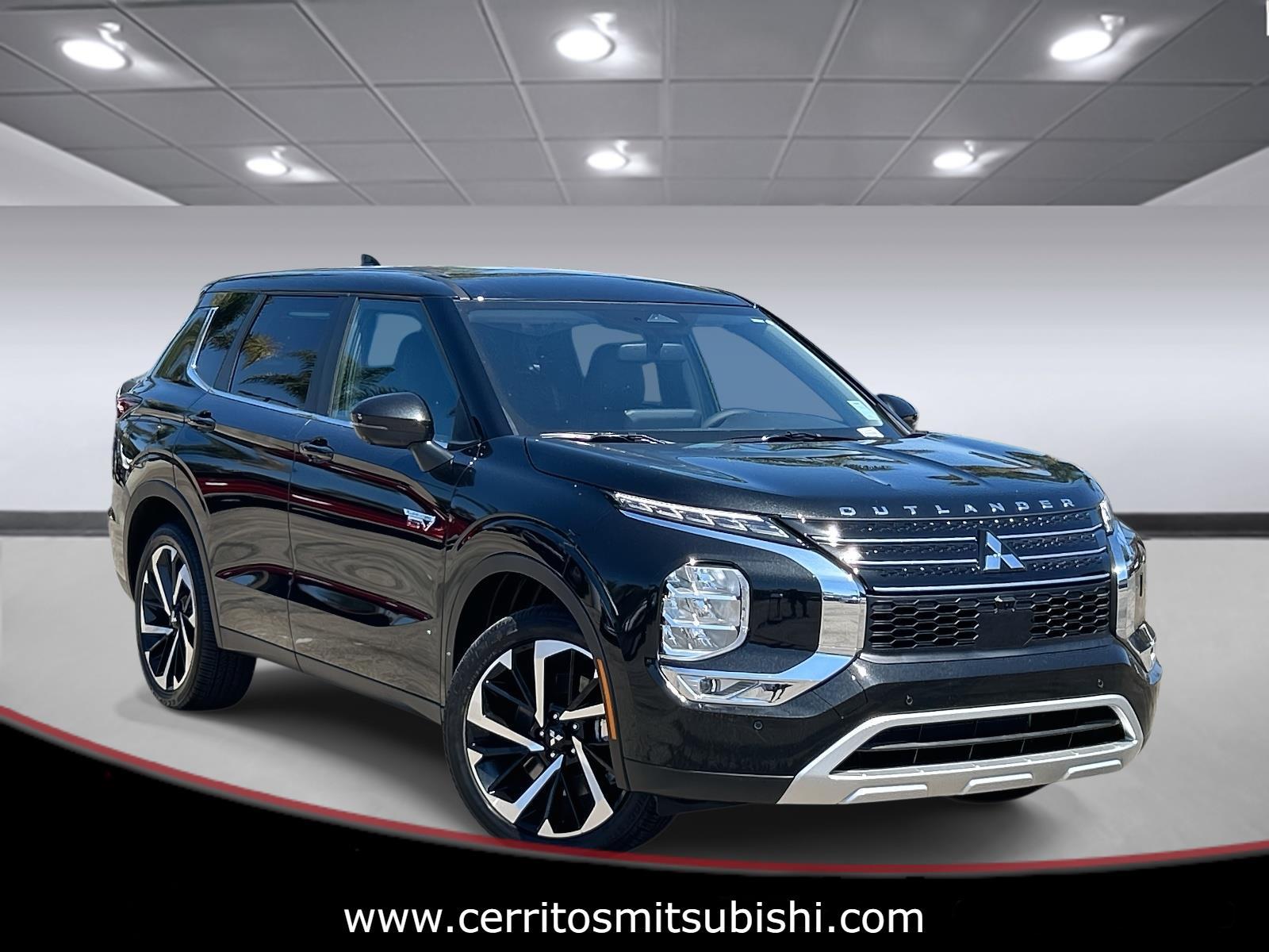 2025 Mitsubishi Outlander Plug-In Hybrid SE