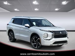 2025 Mitsubishi Outlander Plug-In Hybrid