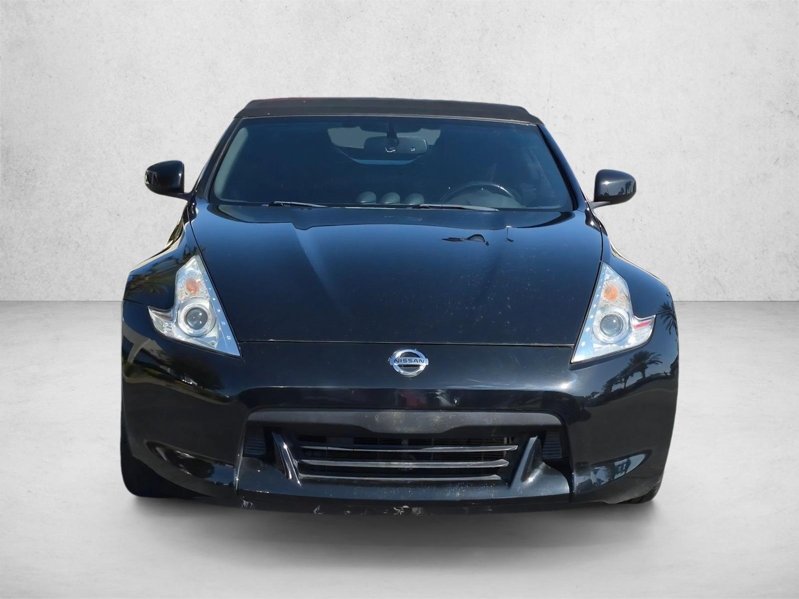2011 Nissan 370Z Base
