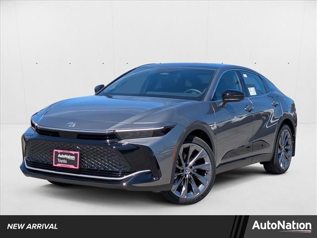 2026 Toyota Crown 4-door Mid-Size Passenger Car
