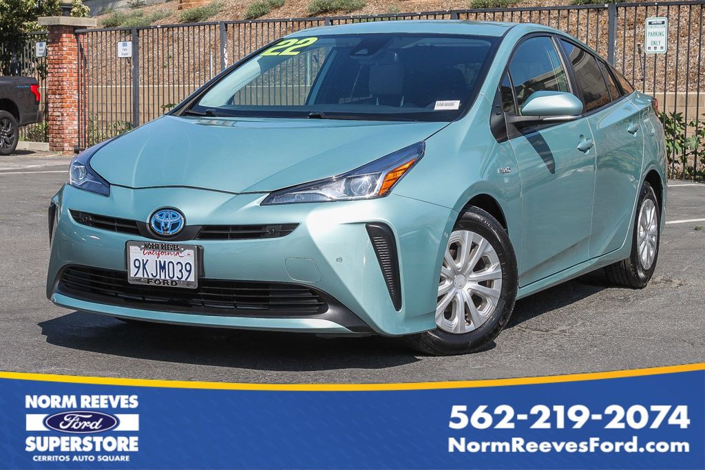 2022 Toyota Prius 5D Hatchback