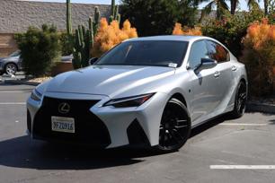 2023 Lexus IS