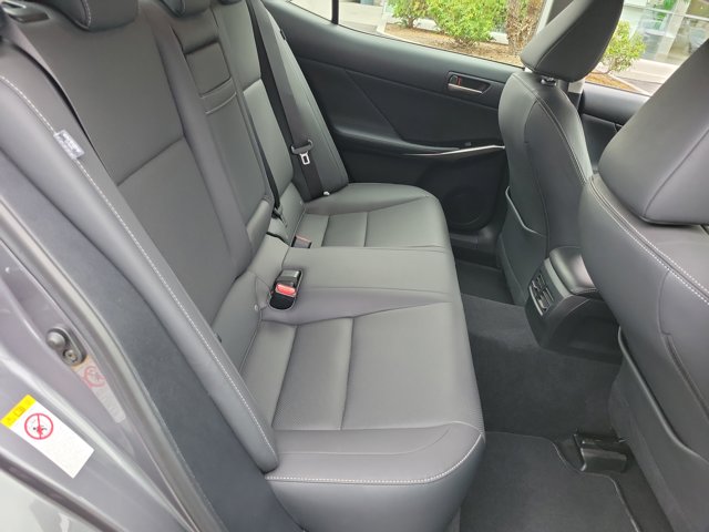 2018 Lexus IS 300 - Photo 22