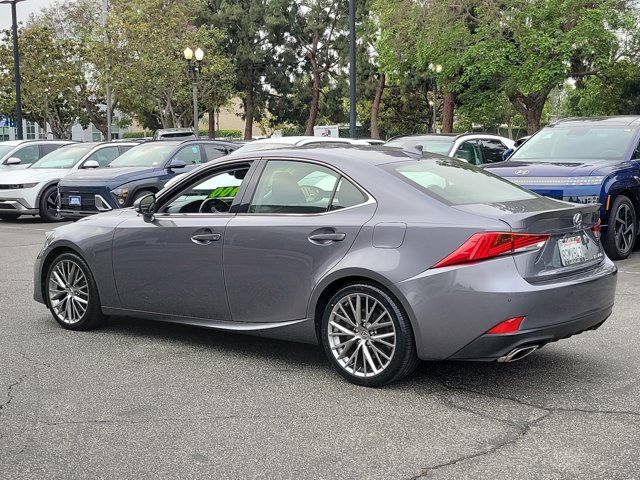 2018 Lexus IS 300 - Photo 26