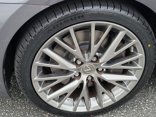 2018 Lexus IS 300 - Photo 6
