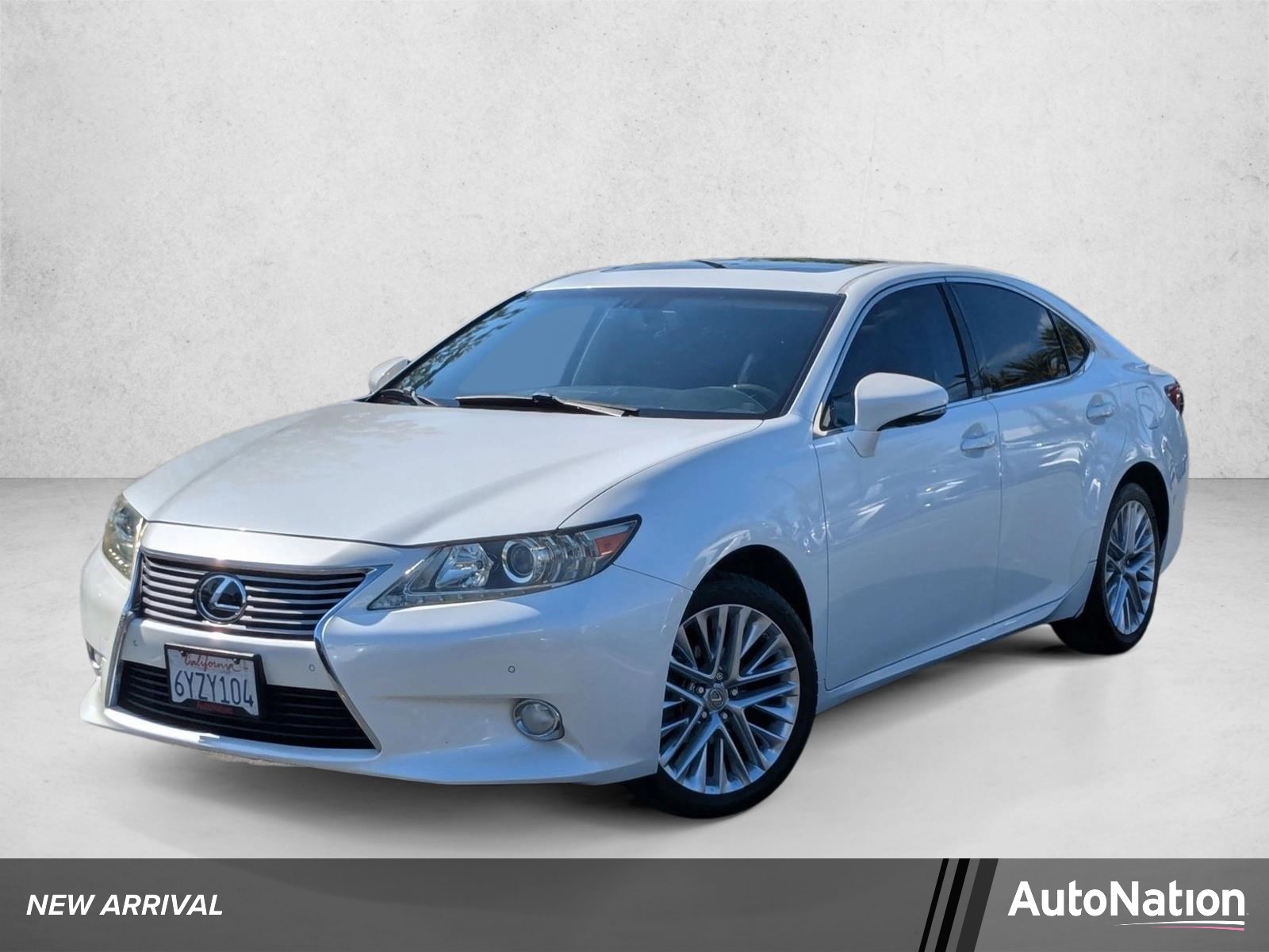 2013 Lexus ES 350 4-door Mid-Size Passenger Car