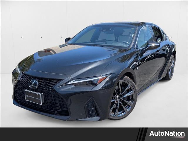 2023 Lexus IS