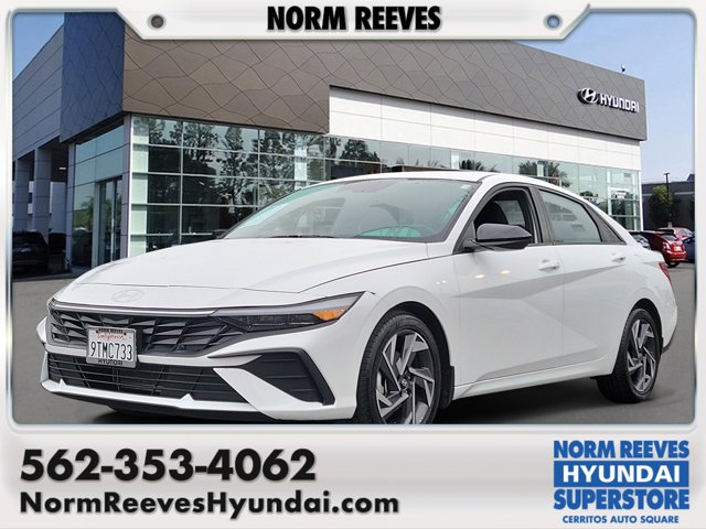 2025 Hyundai Elantra SEL Sport