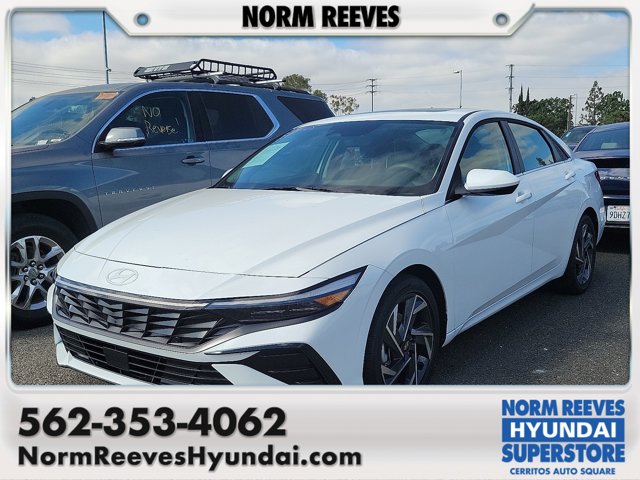 2025 Hyundai Elantra SEL Convenience