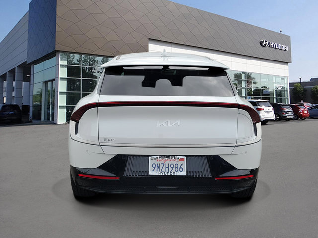 Slide 4 of 28