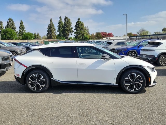 2024 Kia EV6 Wind - Photo 4