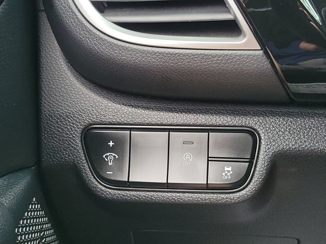 2025 Kia Seltos S - Photo 11