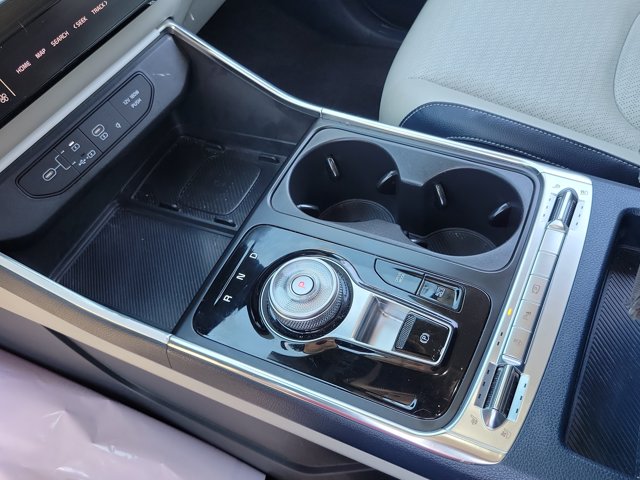 2025 Kia Carnival SX Prestige - Photo 13