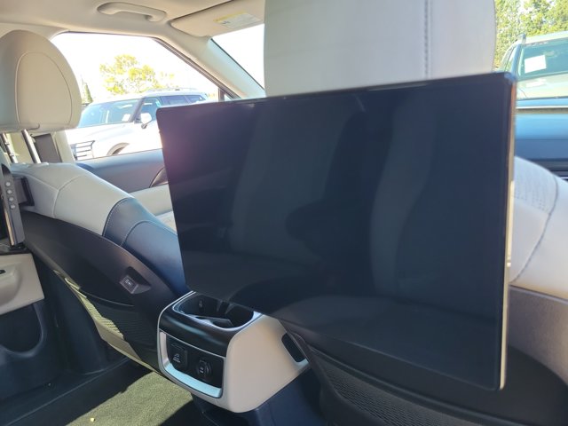 2025 Kia Carnival SX Prestige - Photo 22