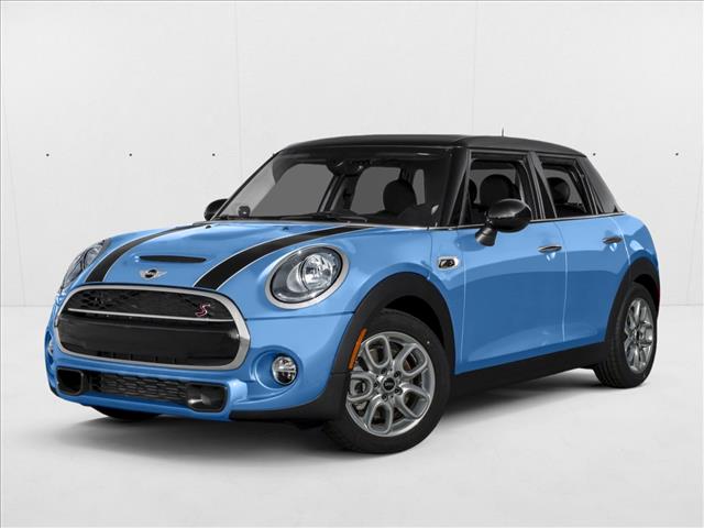 2015 MINI Hardtop 4-door Sub-Compact Passenger Car