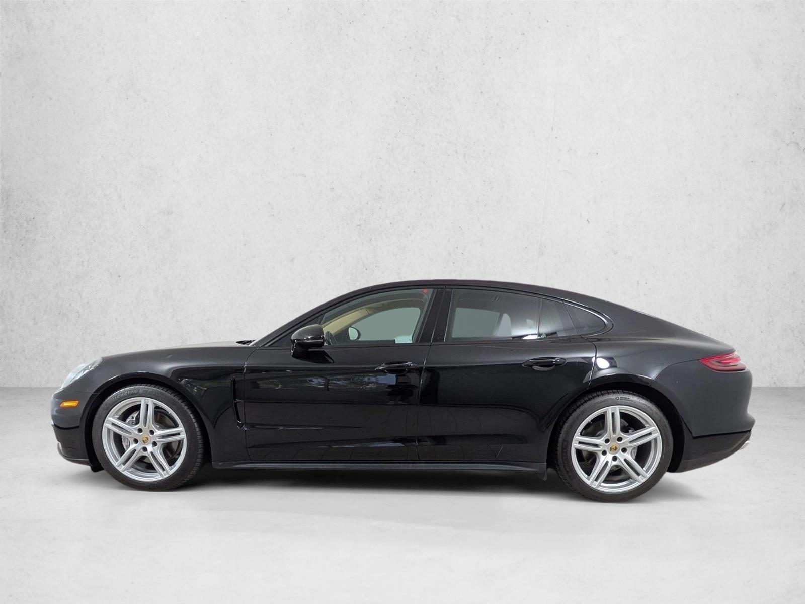 2019 Porsche Panamera Base