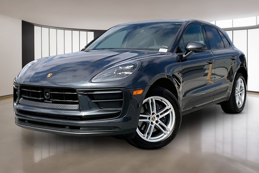 2023 Porsche Macan 4D Sport Utility
