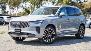 2025 Volvo XC90 Plug-In Hybrid