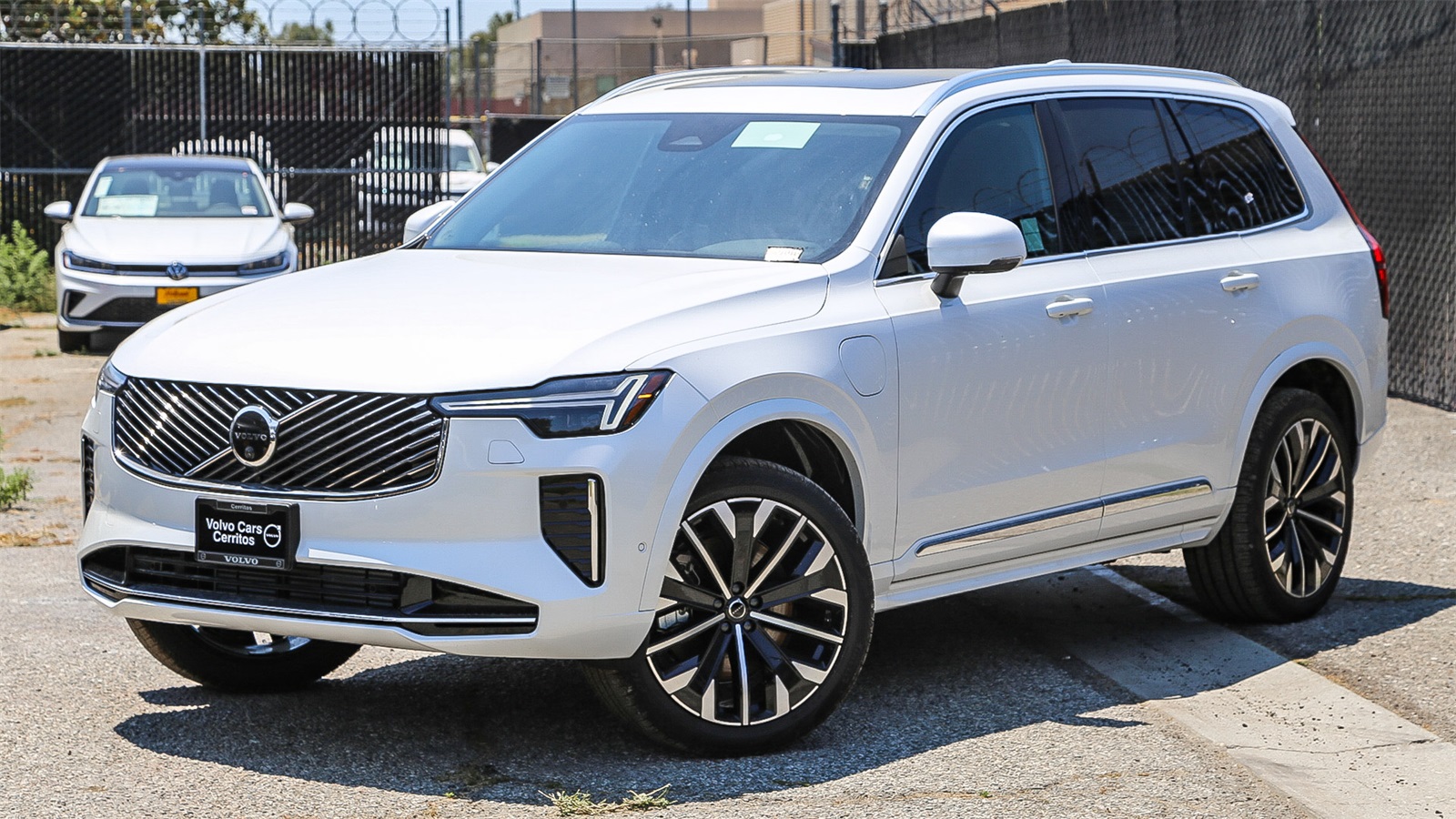 2025 Volvo XC90 Plug-In Hybrid 4D Sport Utility
