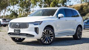 2025 Volvo XC90 Plug-In Hybrid