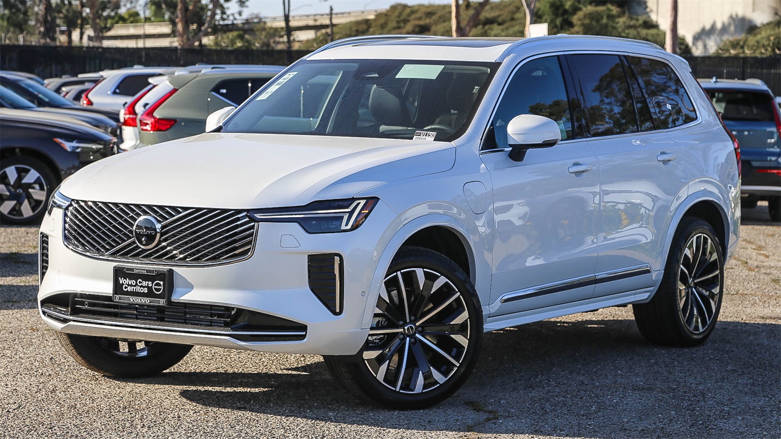 2025 Volvo XC90 Plug-In Hybrid 4D Sport Utility