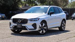 2025 Volvo XC60 Plug-In Hybrid