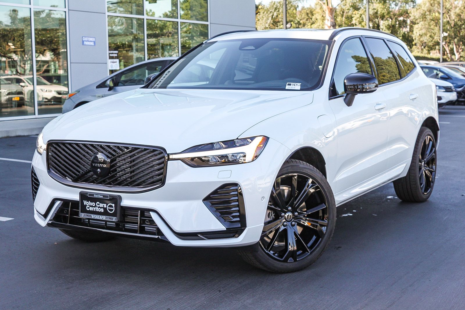 2026 Volvo XC60 Plug-In Hybrid 4D Sport Utility